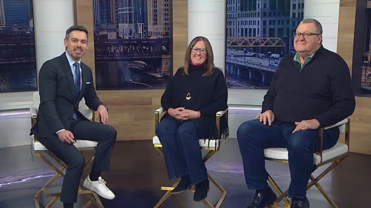 Rival high schools unite for brain cancer awareness night in Palatine