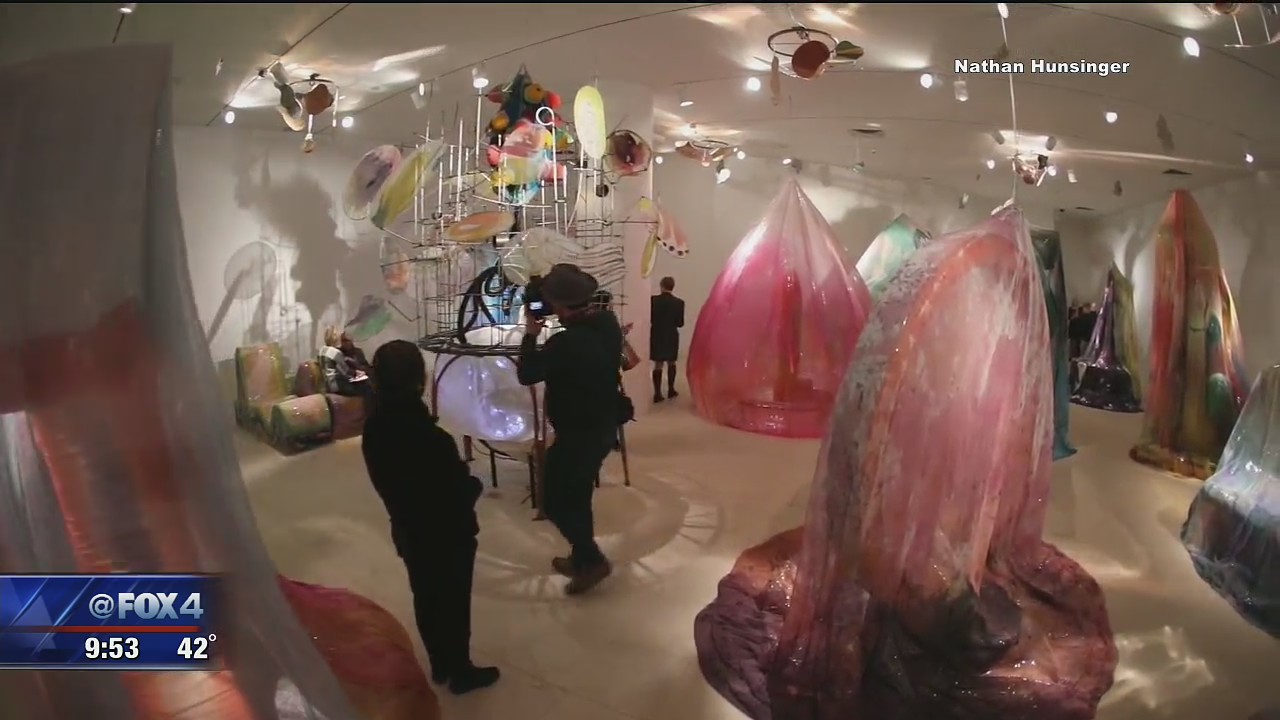 Fox4ward:  A New Artistic Experience