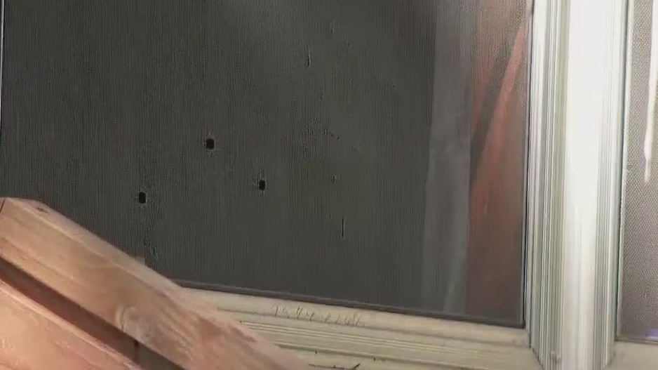 Woman shot after speaking to loud group in Minneapolis