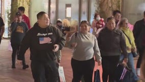 Last-minute shoppers hit Citadel Outlets