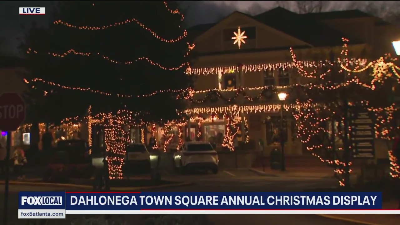 Christmas in Gold Country: Dahlonega Lit Up for Holiday Season