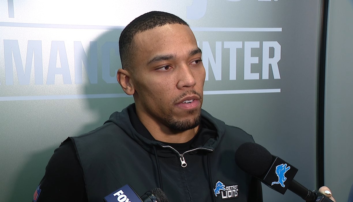 Amon-Ra St. Brown talks injury with Cowboys game looming