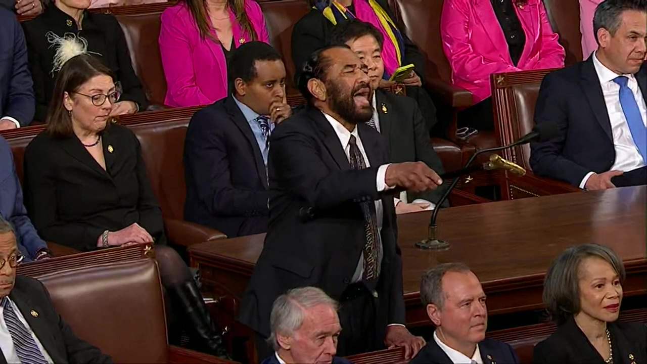 Al Green removed from House Chamber during Trump speech