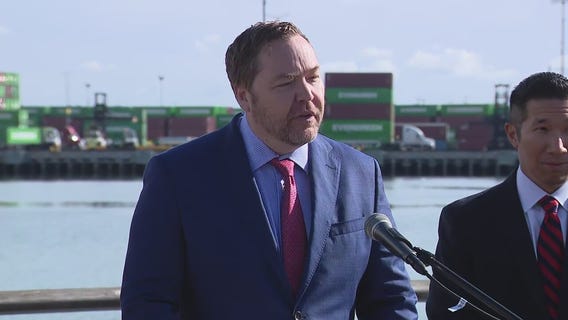 Feds announce LA Ports smuggling ring bust