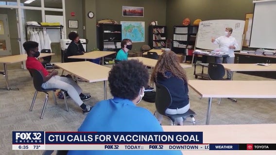 Teachers union calls for Fall vaccination goal at Chicago Public Schools