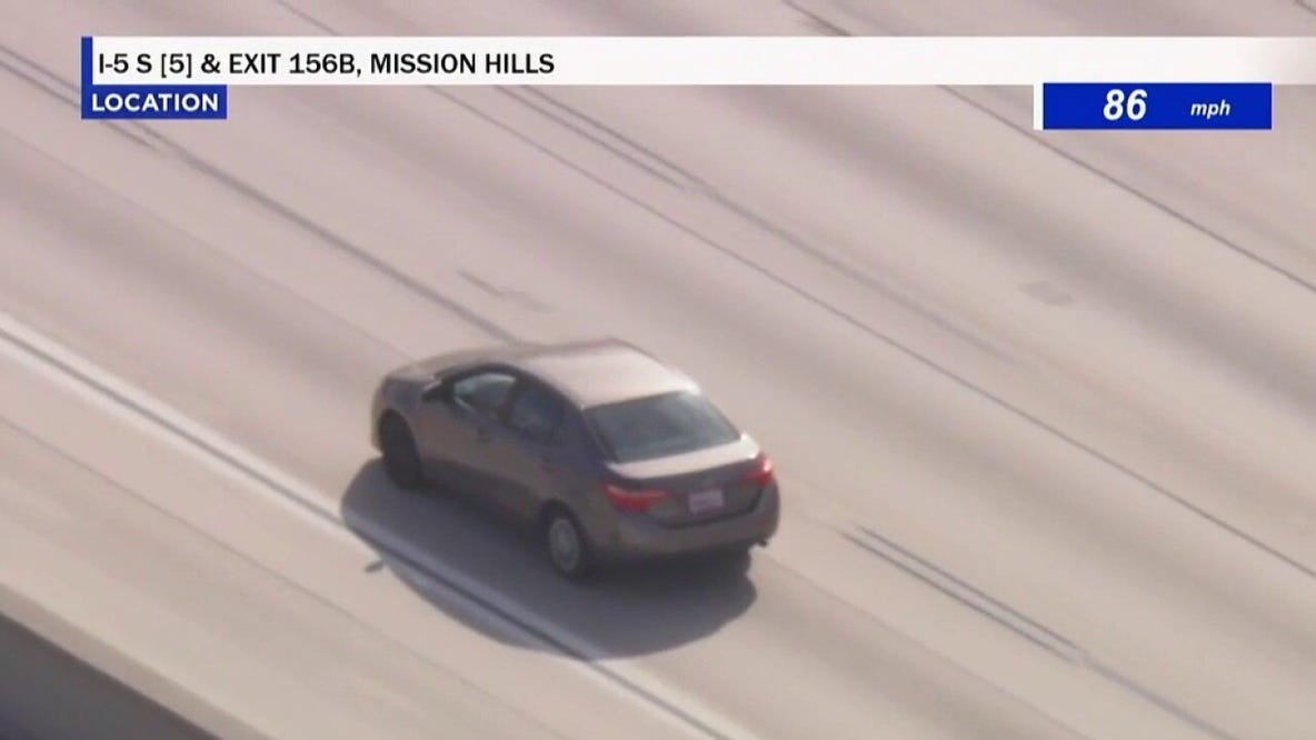 High-speed pursuit ends in crash in San Fernando Valley