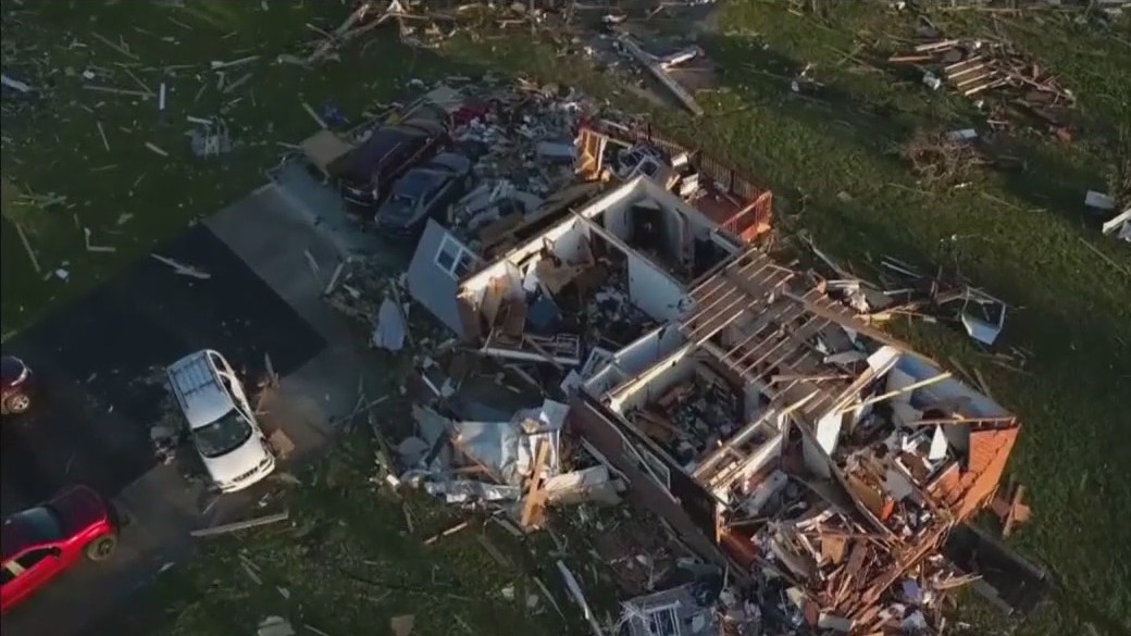 Deadly tornado outbreak leaves widespread damage