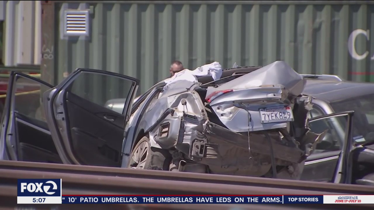 3 dead after Amtrak train collides with car near Brentwood | KTVU FOX 2
