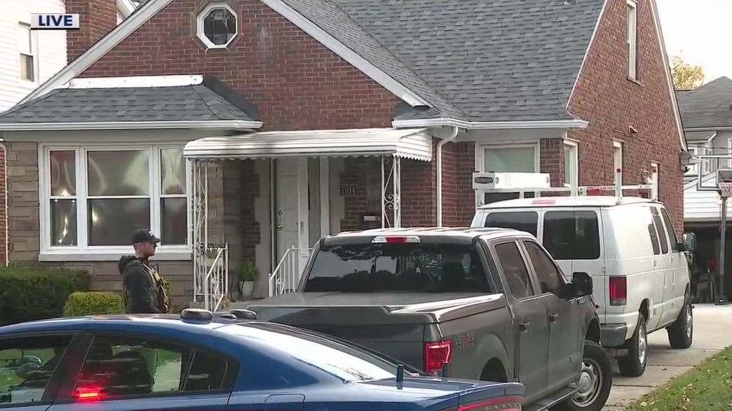 FBI searches Dearborn, Inkster homes