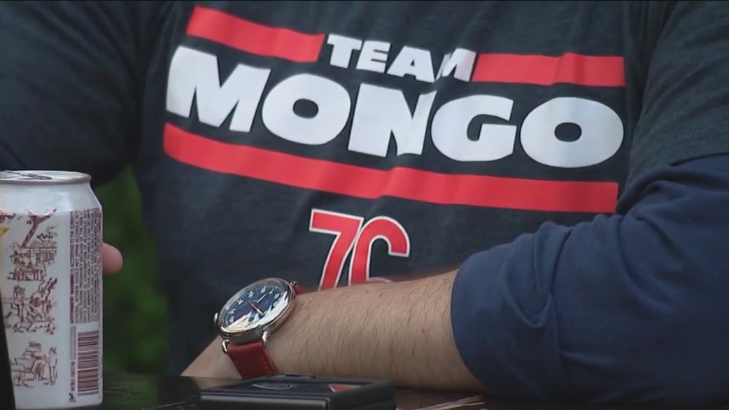 First responders salute Steve 'Mongo' McMichael