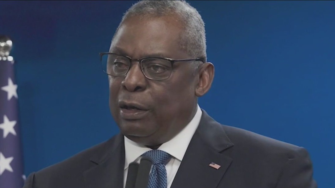 Defense Sec. Lloyd Austin back in hospital for bladder issue, transfers powers to Hicks