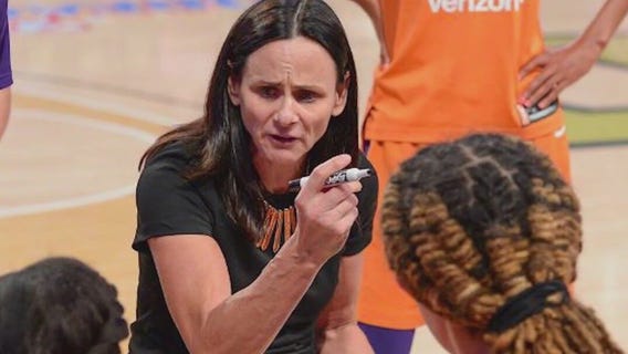 New York Liberty head coach Sandy Brondello