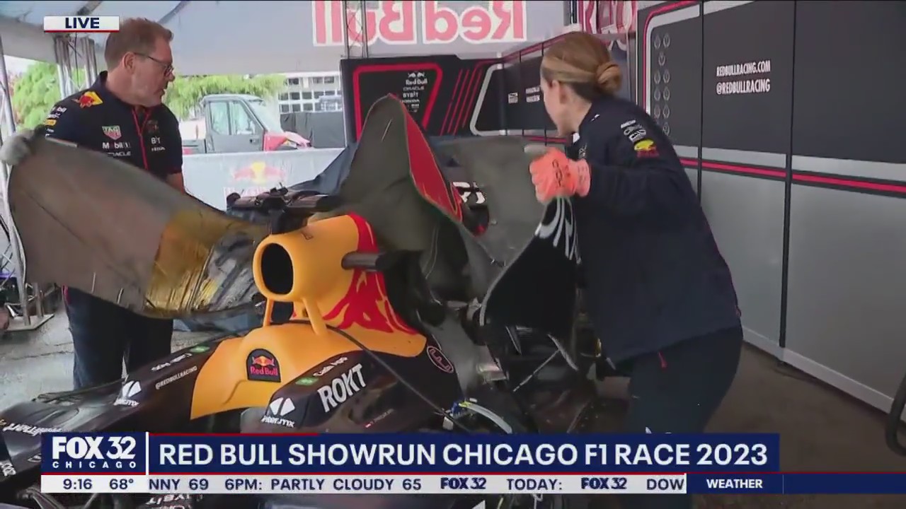 Get a taste of Formula 1 this Friday outside of the United Center.