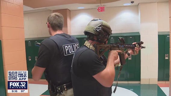 Retired police chief calls on Pritzker to make Illinois schools safer