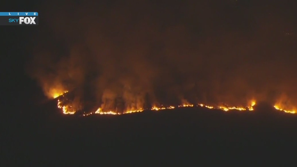 Pyrite Fire continues to burn in Jurupa Valley