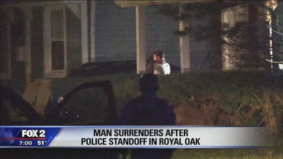 Man in custody after hours-long standoff with Royal Oak police