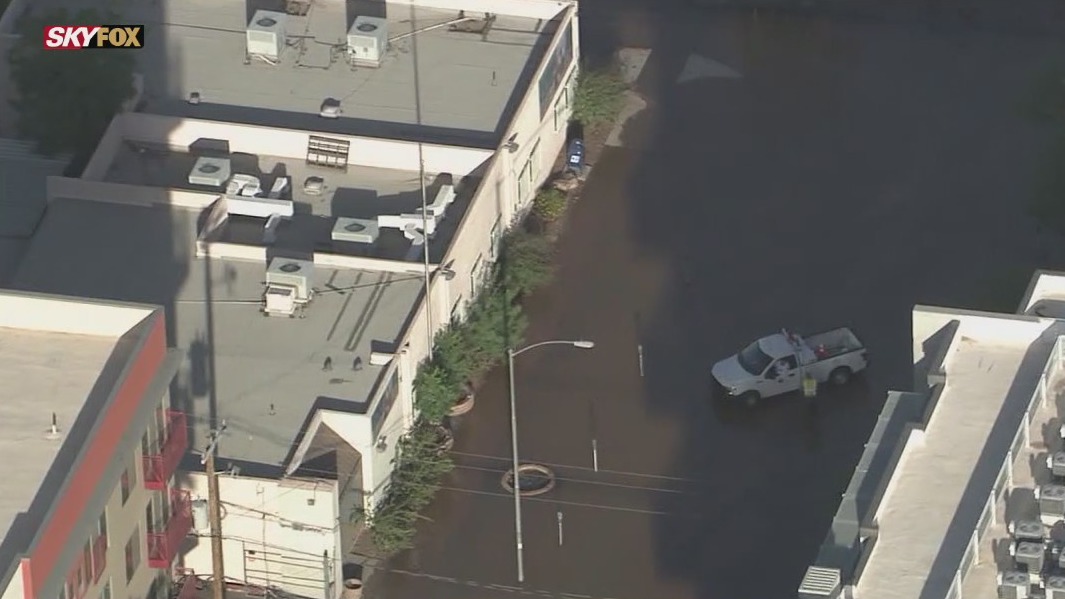 Water main break shuts down roads near downtown Phoenix