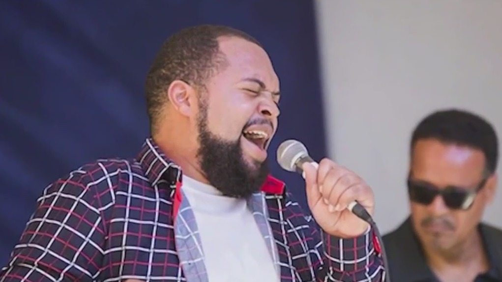 Chicago musician uses legacy of blues to heal