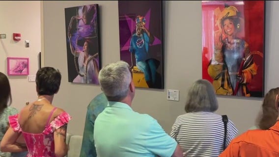 Photography exhibit honors cancer survivors