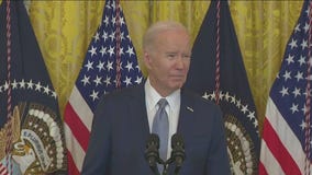 US hits Russia with sanctions on over 500 targets