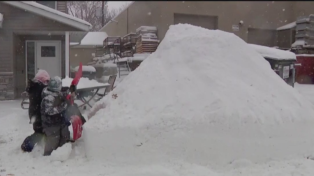 MN kids enjoy first snowstorm of the winter