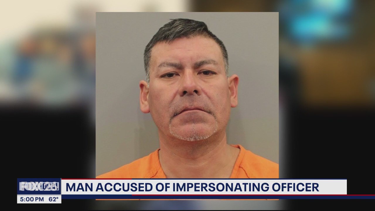 Houston man accused of impersonating officer