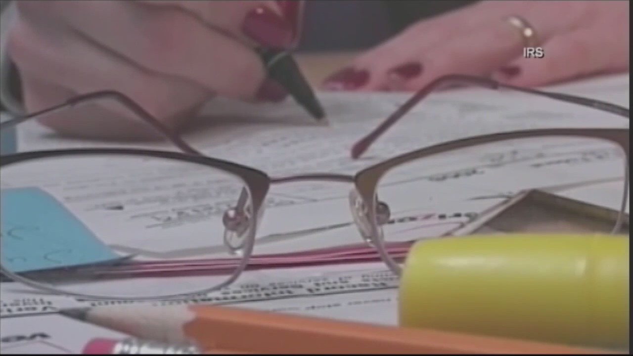 Last minute tax filing tips ahead of the April 18th deadlines