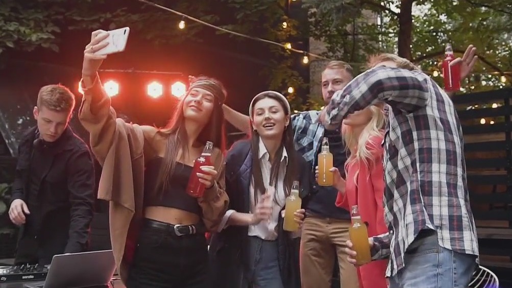 Girl Talk: Who should pay for the birthday dinner?