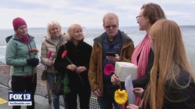A final voyage: Family scatters parents’ ashes aboard Edmonds–Kingston ferry