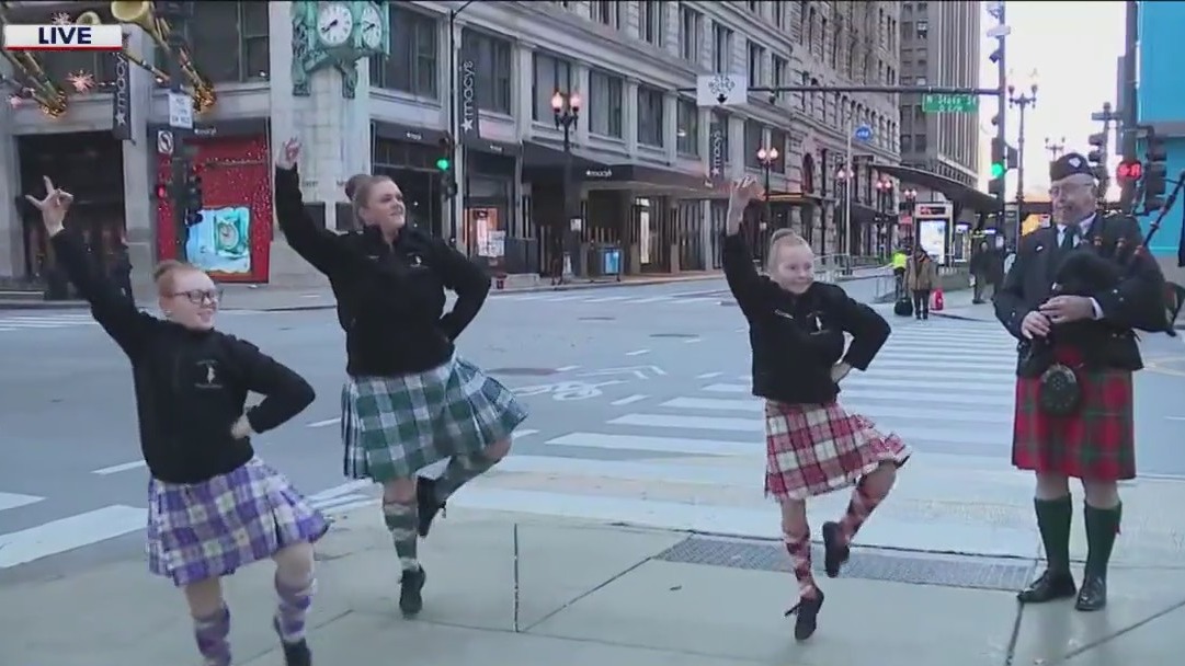 Balloons and much more return for Chicago's 2023 Thanksgiving Parade