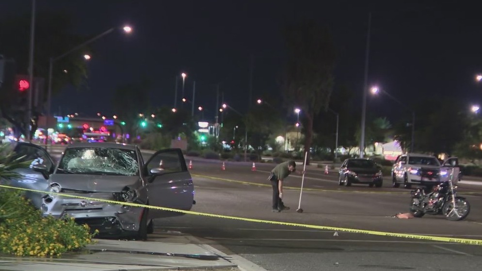 Motorcyclist critically injured in Glendale crash | FOX 10 Phoenix