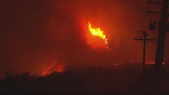 Thomas Fire scorches 231,700 acres and is 20 percent contained