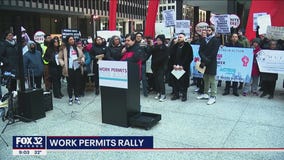 Local group rallies for work permits in downtown Chicago