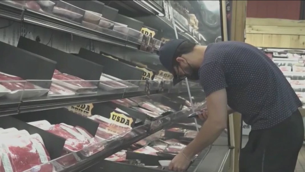 Pritzker signs legislation addressing food deserts in Illinois