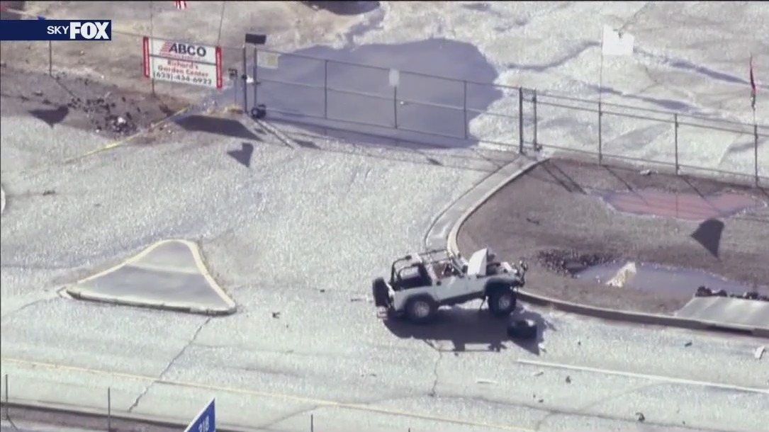 Crash along I-17 kills 1 person