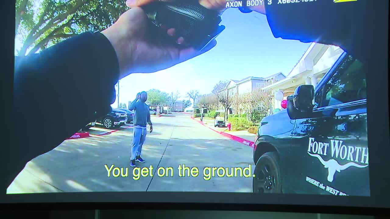 VIDEO: Fort Worth officer's standoff with armed man