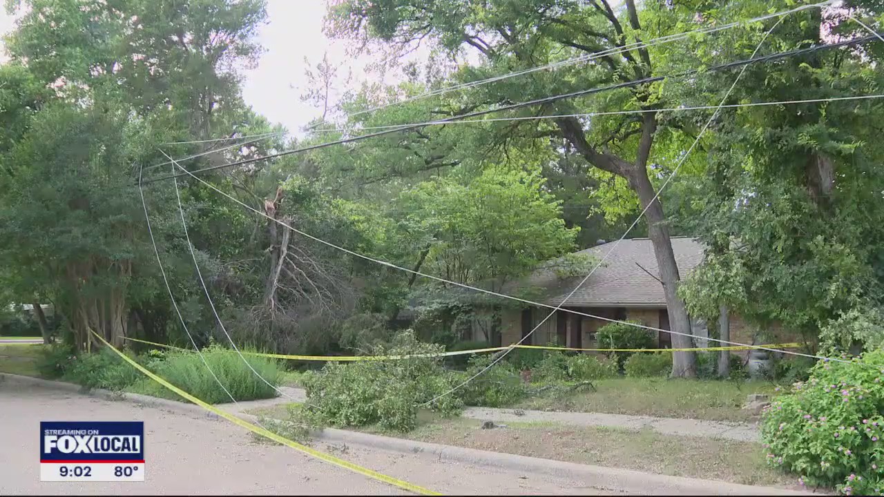 Residents brace for more days without power