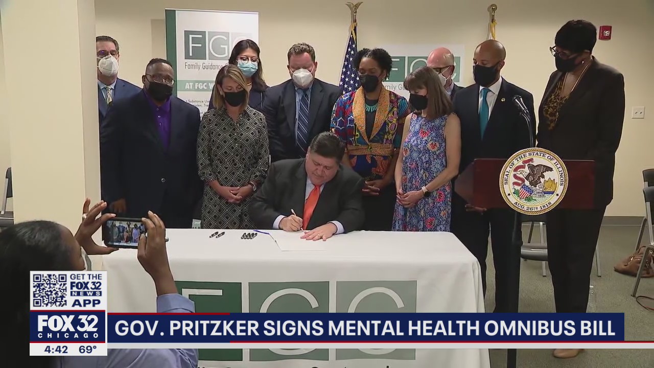 Pritzker signs mental health omnibus bill
