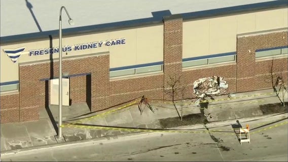 Vehicle rams into building in Humboldt Park