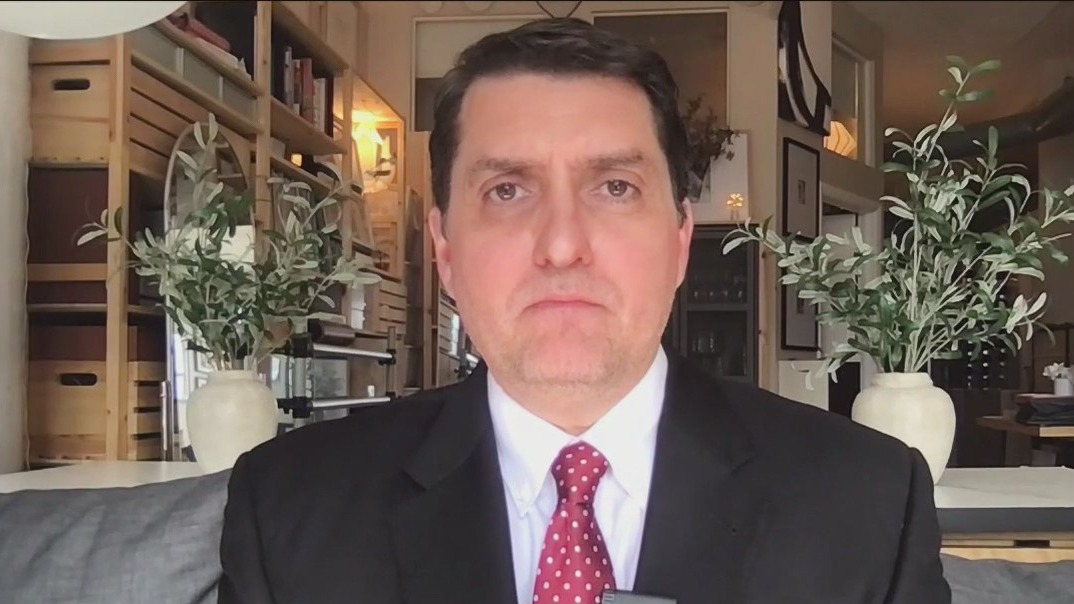 Chicago area professor breaks down Trump's first 100 days in office