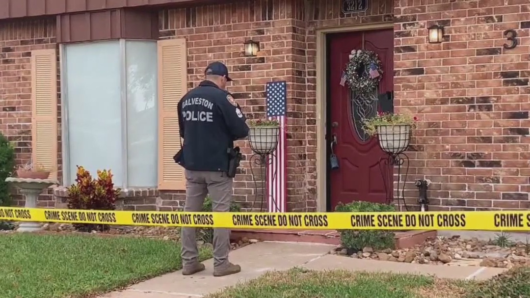 Elderly Galveston man accused of shooting wife to death