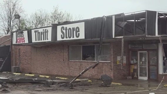 Selmer TN destroyed by tornadoes