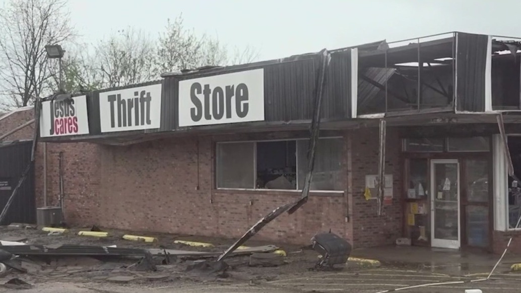 Selmer TN destroyed by tornadoes