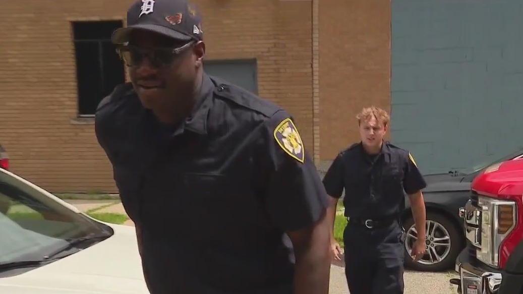 Detroit fire crew helps deliver woman's twins at home