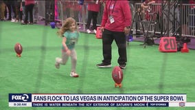 Fans flock to Vegas ahead of Super Bowl