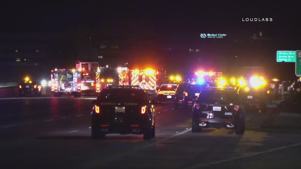LAPD officer seriously hurt in multi-vehicle crash on 405 Freeway