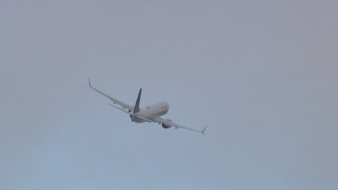 FAA reducing air traffic by 10% at 40 high-volume airports