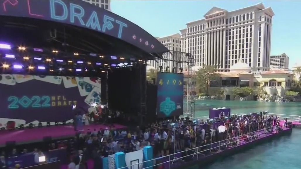 Dirty Bird Report: Path to the Draft