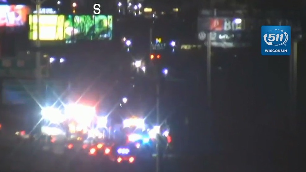 Semi hauling corn rolls over on I-41 SB