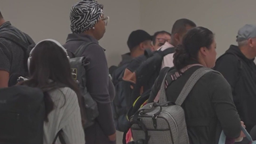 Winter weather impacts holiday travel